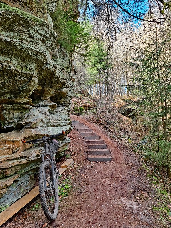 Felsen und Treppen im Müllerthal
